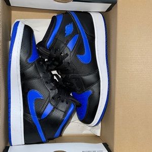 Air Jordan 1 Mid GS